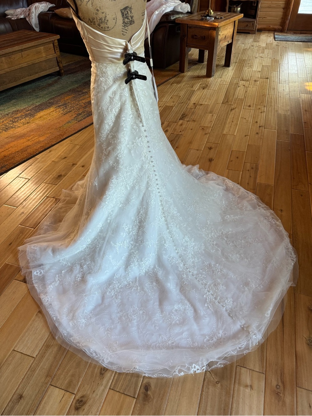 Strapless Lace A-Line Wedding Dress in Ivory - Designer Style - Picture 4 of 8